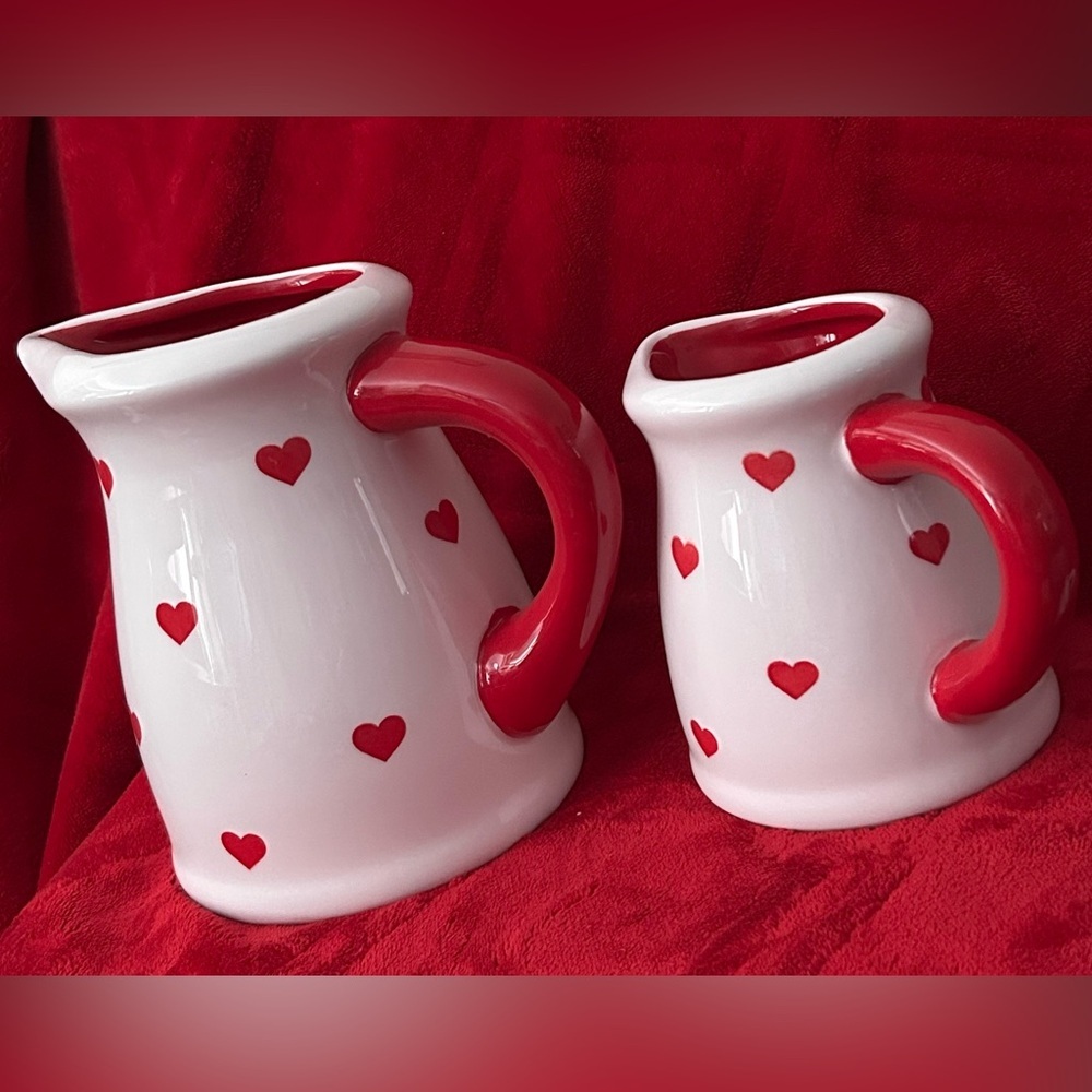6 piece Heartfelt Home Decor: Heart Motif Jugs and 4 Mugs for a Touch of Love